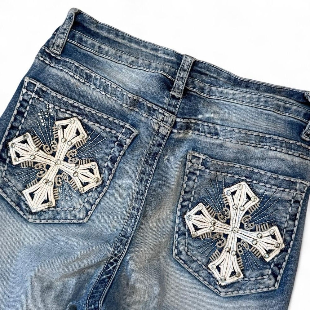 Love Soho Cross Embroidered Back Pockets Flared Jeans Women's Size 3 Western Y2K